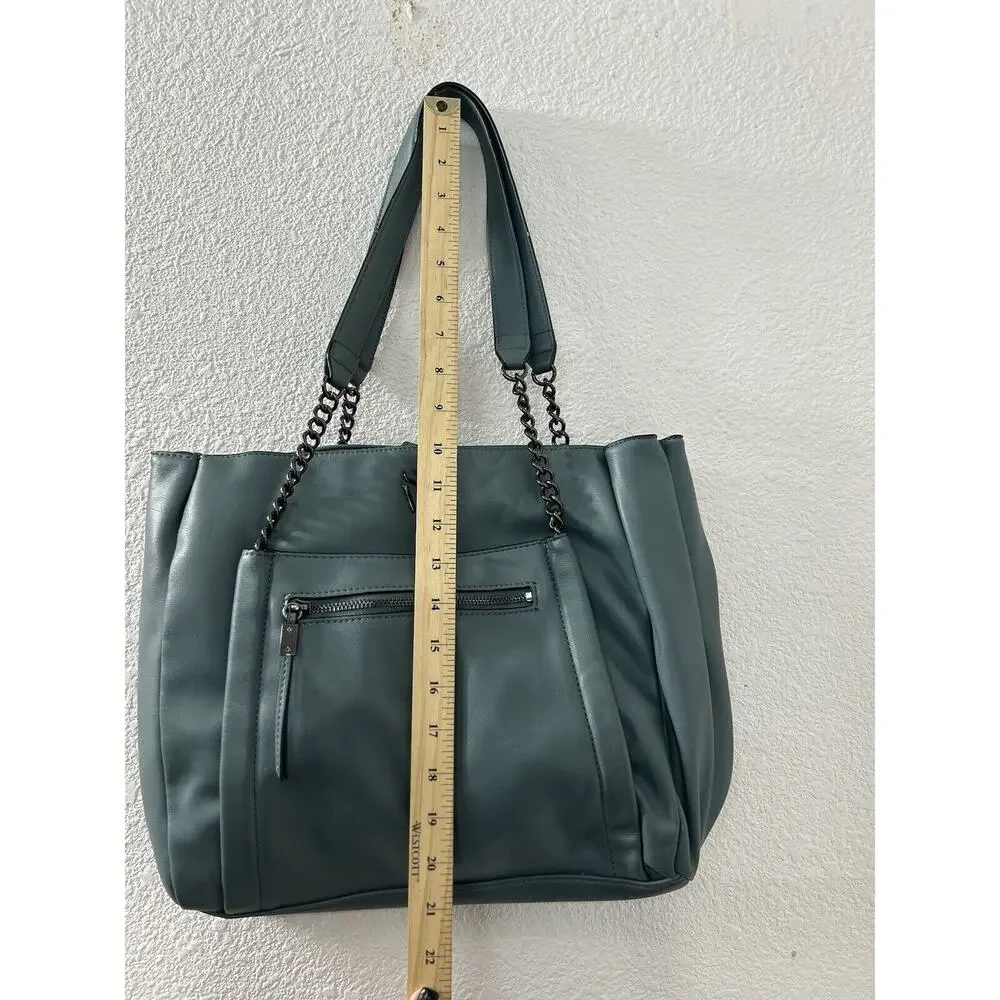 Simply Vera Turquoise Leather Chain Purse Large‎